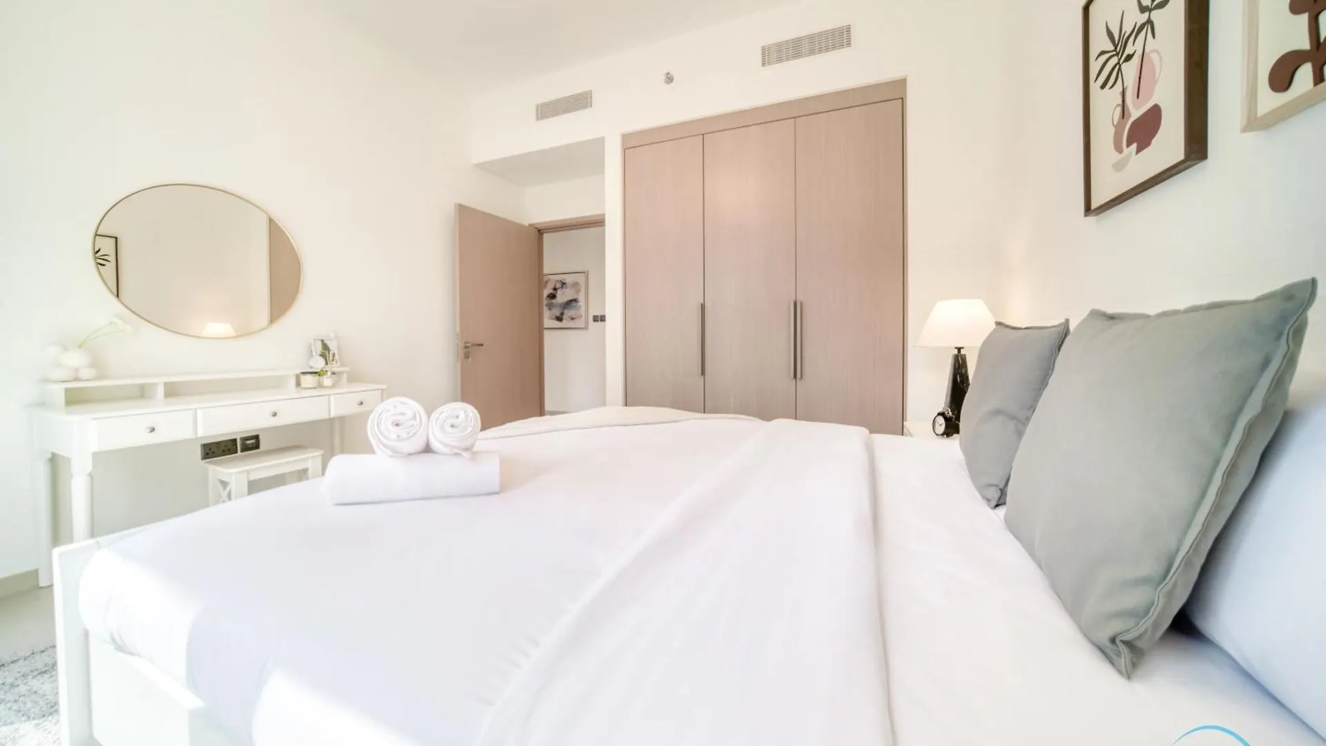 Opulent 1Br At Act One Act Two Tower 1 Downtown Dubai By Deluxe Holiday Homes Apartment