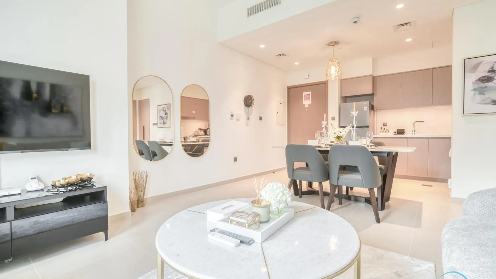 Opulent 1Br At Act One Act Two Tower 1 Downtown Dubai By Deluxe Holiday Homes