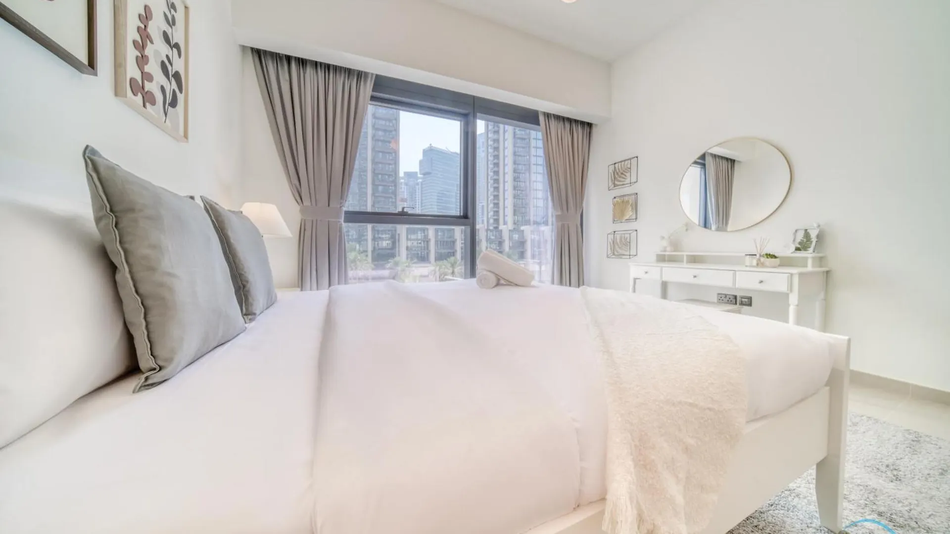 Opulent 1Br At Act One Act Two Tower 1 Downtown Dubai By Deluxe Holiday Homes Apartment